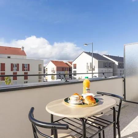 Cosy Melun 25 Min Gare De Lyon Apartment Exterior photo